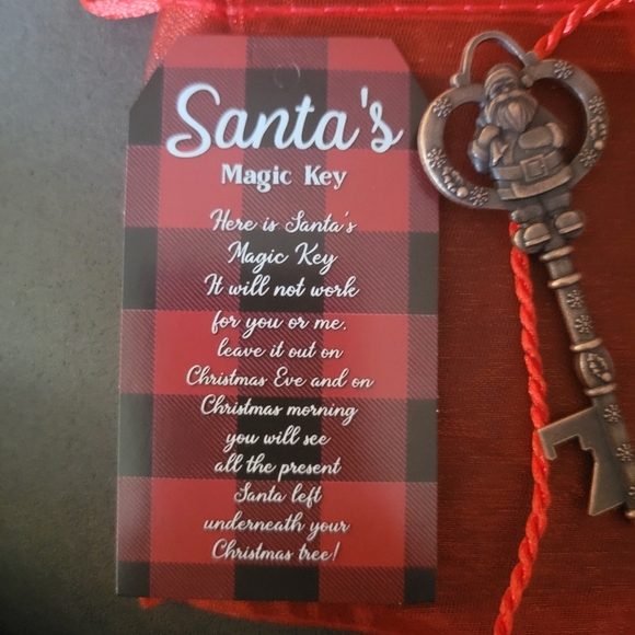 😱$1 Set of 2 Santa key ornaments - Picture 4 of 8